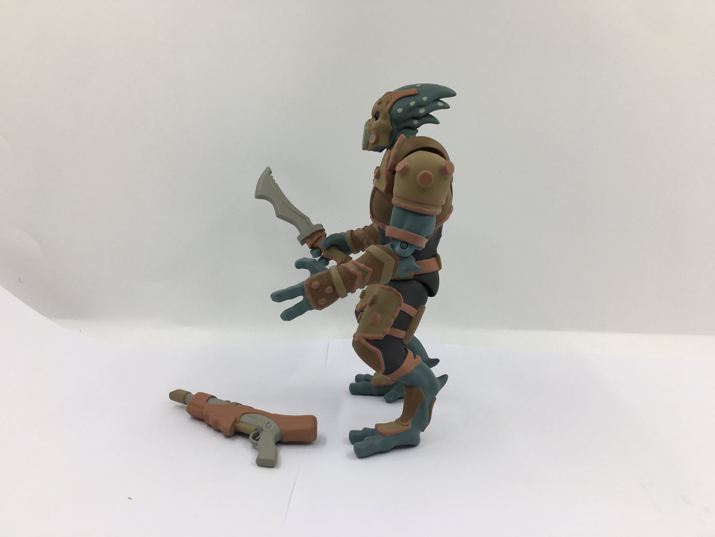 Ka’Thren the Silent Blade - Stealth Assassin Alien Action Figure